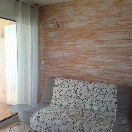 Jolie Studio Vue Sur Mer Apartment Bandol